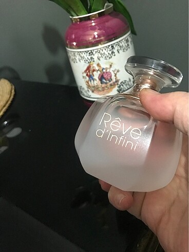 Beden LaliQue parfüm