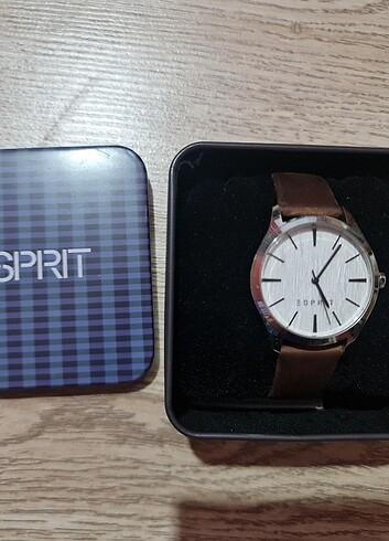 Beden Esprit Saat