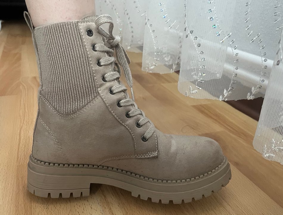 Bej Süet Bağcıklı Kadın Bot - Görsel 2