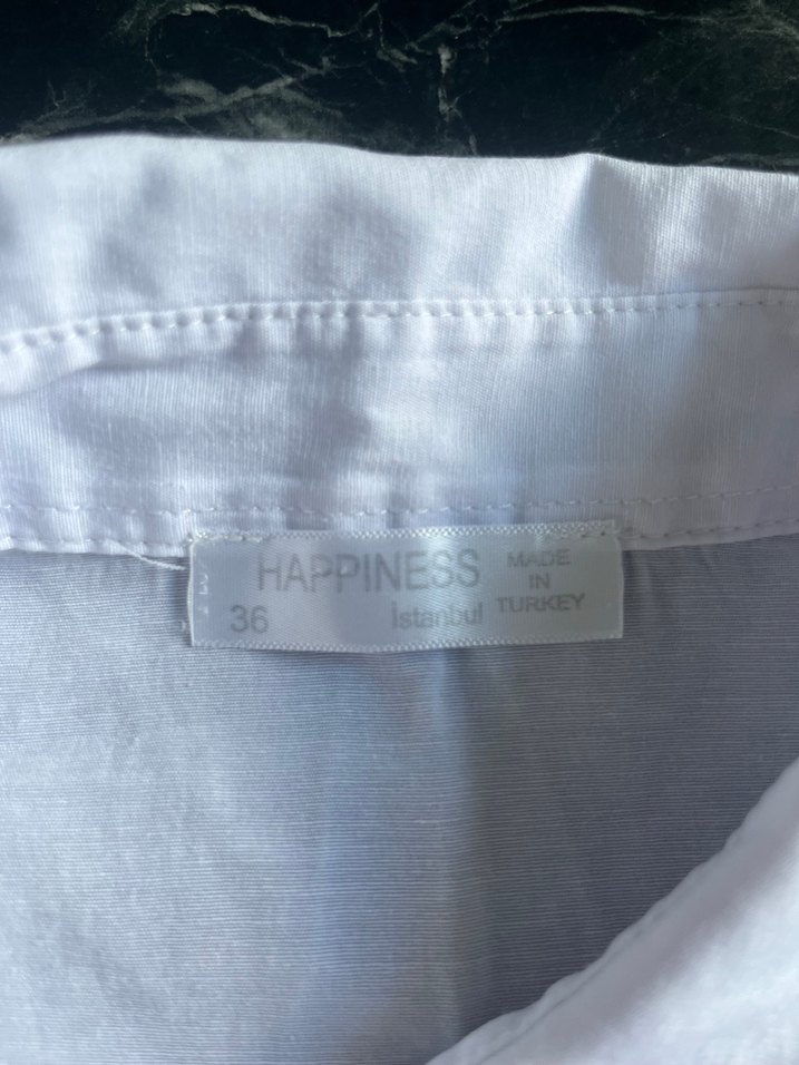 Düğmeli Beyaz Keten Kadın Gömlek - Görsel 3