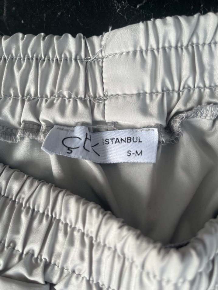 Beyaz Rahat Kesim Kadın paraşüt kumaş eşofman - Görsel 2