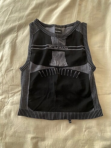 Urban Outfitters urban crop