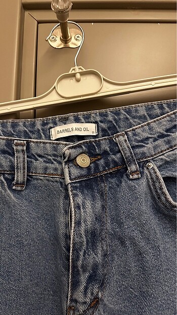 28 Beden Mom jean