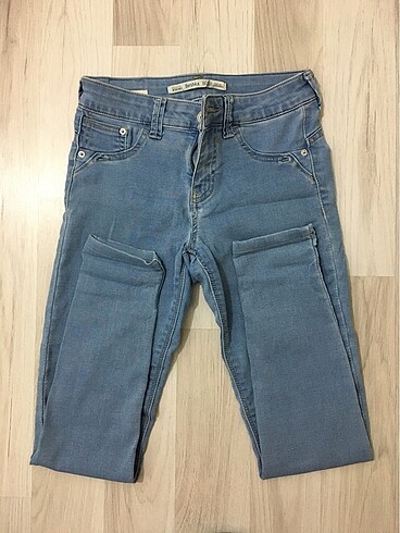 Bershka Pantolon