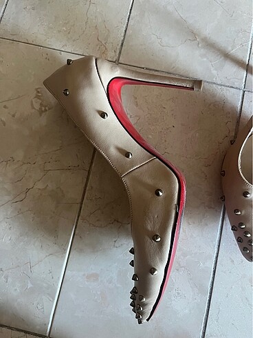 Christian Louboutin Stiletto