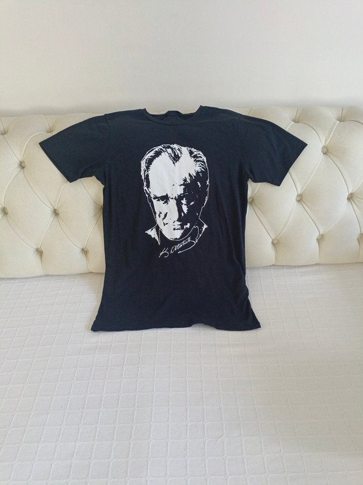 LCW Atatürk Baskılı Siyah Erkek Çocuk Tişört - Görsel 3