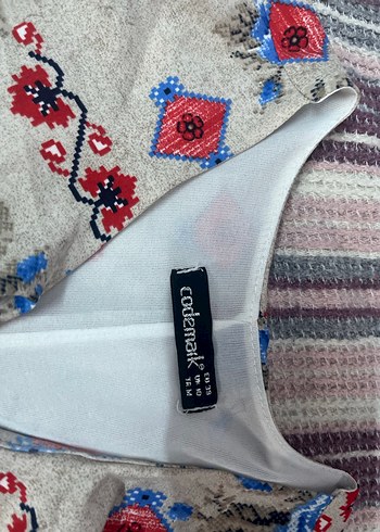 Çiçek Desenli Bohem V Yaka Elbise - Görsel 3