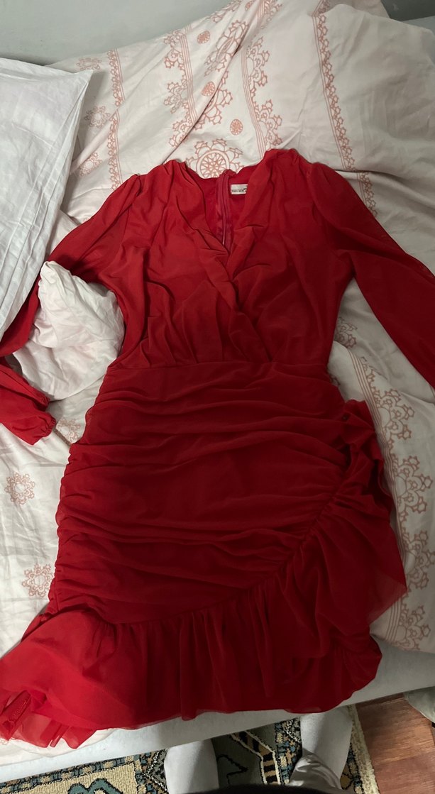 V Yaka Kırmızı Midi Straplez Elbise - Görsel 2