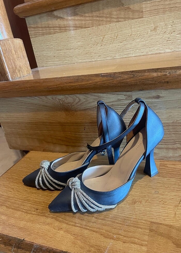 Topuklu ayakkabı - Görsel 5