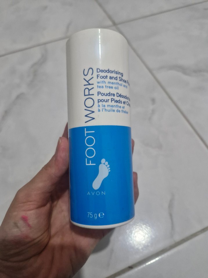 Avon Foot Works Ayak Pudrası 75g - Görsel 2