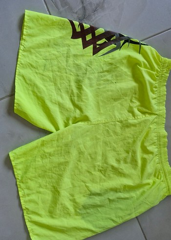 Yeşil Baskılı Mini Erkek Deniz Şortu - Görsel 2