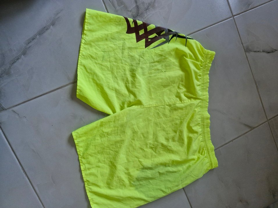 Yeşil Baskılı Mini Erkek Deniz Şortu - Görsel 2