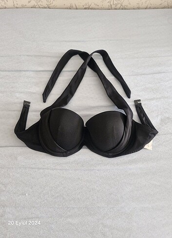 Bikini Üstü
