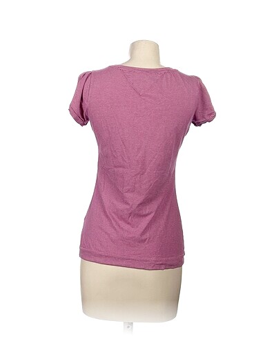 xl Beden Tommy Hilfiger T-shirt %70 İndirimli.