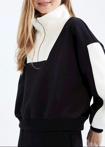 Siyah Beyaz Yarım Fermuarlı Sweatshirt - Görsel 2