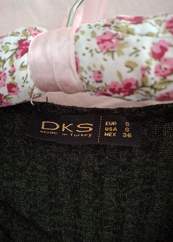 V Yaka Triko Midi Elbise - Görsel 3