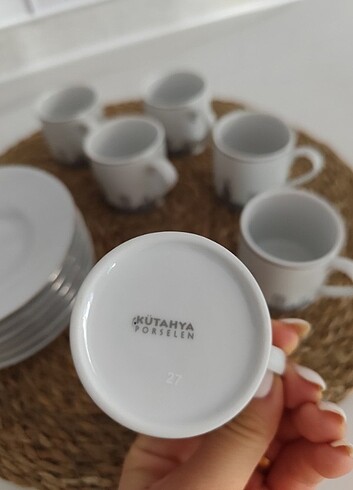 Kütahya porselen kahve fincan takımı  - Görsel 5