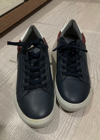 U.S Polo Assn. 37