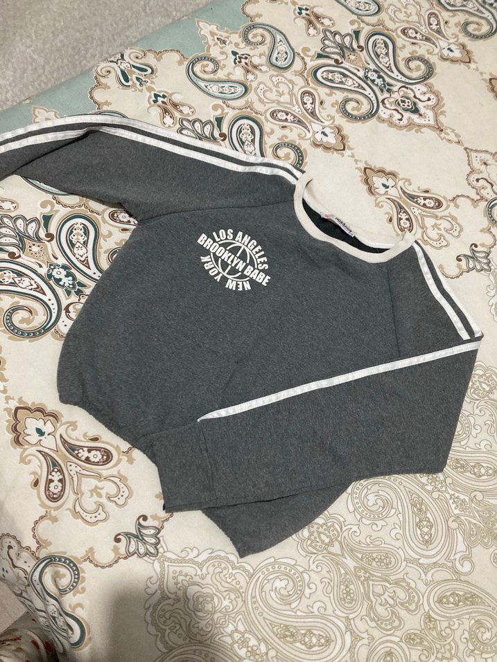 Gri Baskılı Kadın Sweatshirt - Görsel 2