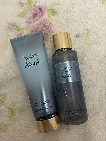 Victoria?s secret - vücut spreyi