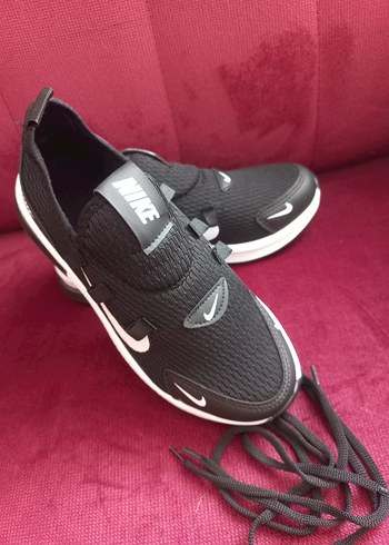 Nike Siyah Erkek Ayakkabı Bağcığı - Görsel 5