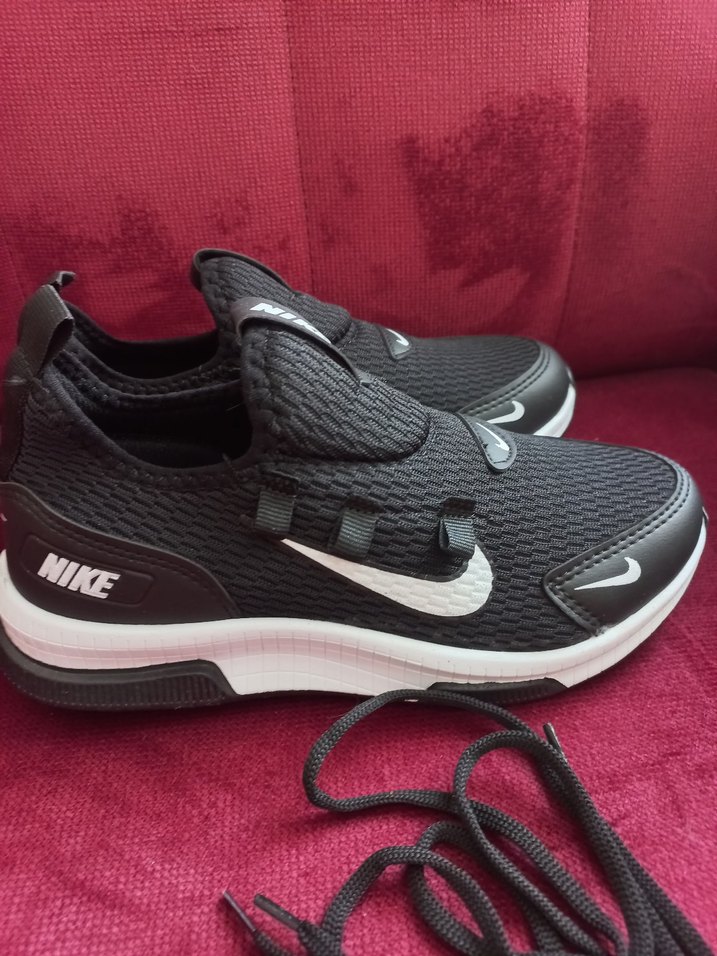 Nike Siyah Erkek Ayakkabı Bağcığı - Görsel 4