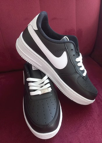 Nike Siyah Beyaz unisex Spor Ayakkabı