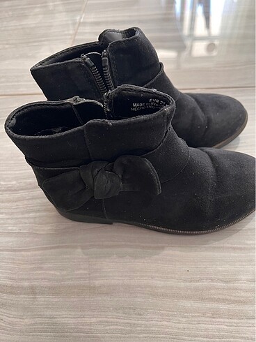 H&M Kız çocuk bot