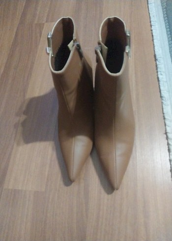 Kahverengi Süet Stiletto Topuklu Kadın Bot - Görsel 4