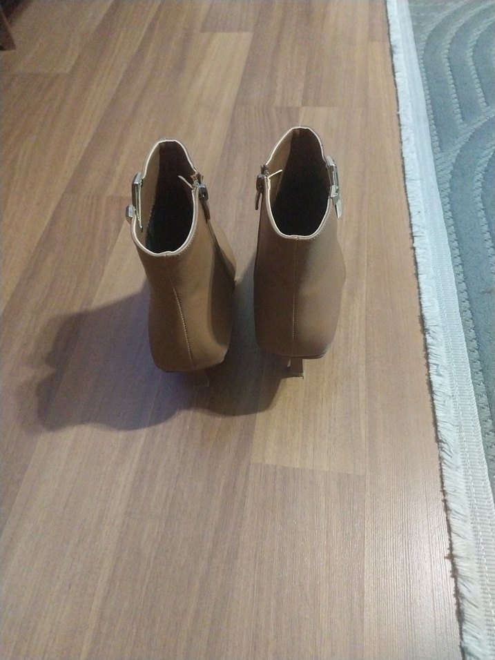 Kahverengi Süet Stiletto Topuklu Kadın Bot - Görsel 3