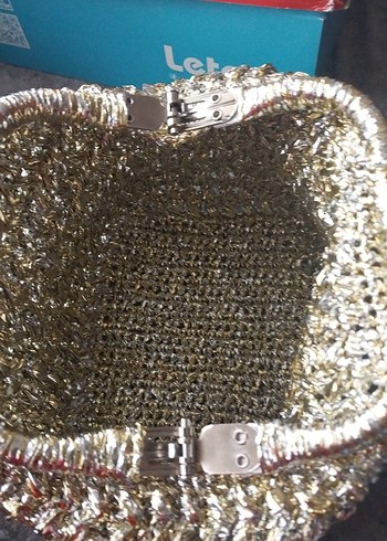 Altın Rengi Örgü Kadın Portföy Çanta - Görsel 3