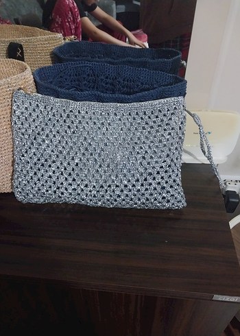 Gri Örgü Fermuarlı Kadın Portföy Çanta - Görsel 2