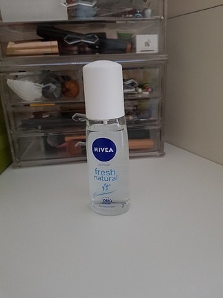 Nivea sprey deodorant 