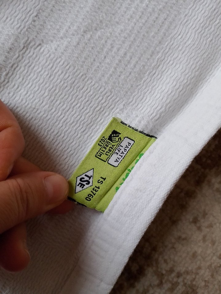 tek kişilik pike dokuma kumaş 
kalındır 138 eni 197 boyu - Görsel 4