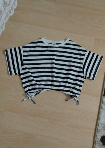 Zara Gri Çizgili Kısa Kollu Crop Top