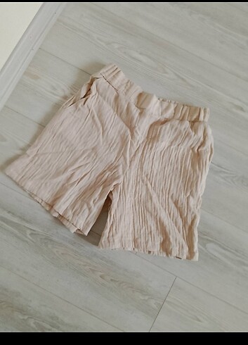 LC Waikiki Keten şort bej rengi 34/36/38/40 bedenler var