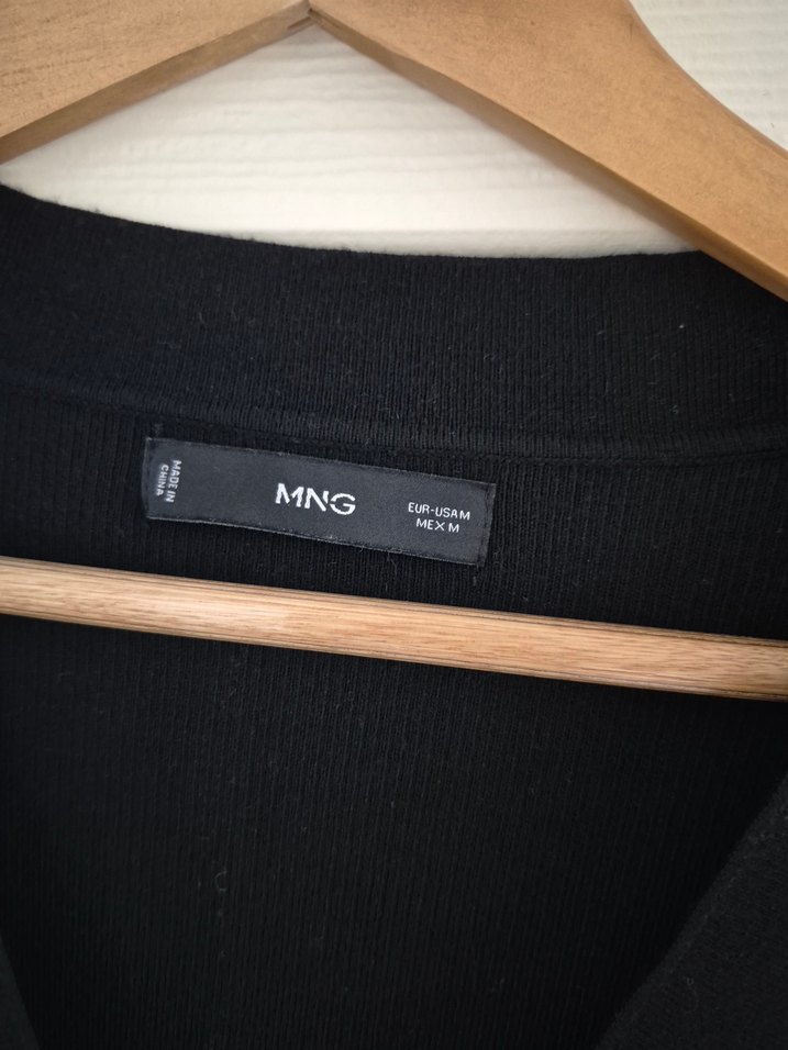 Mango V Yaka Hırka - Görsel 5