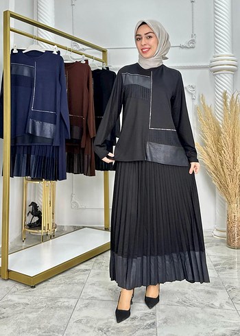 Uzun Siyah Piliseli Kadın Elbise - Görsel 2