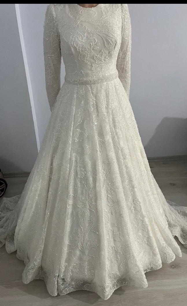 Yuvarlak Yaka Beyaz Prenses Gelinlik - Görsel 4