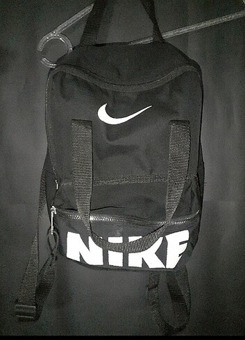 Nike çanta