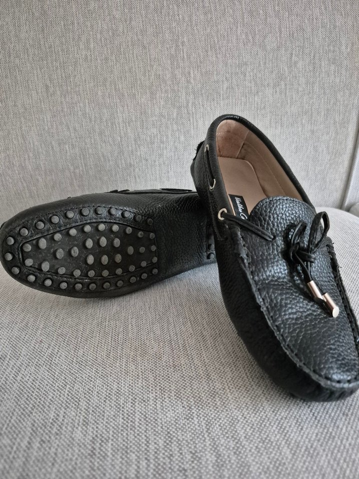 36 numara Siyah Deri Ayakkabı - Görsel 2