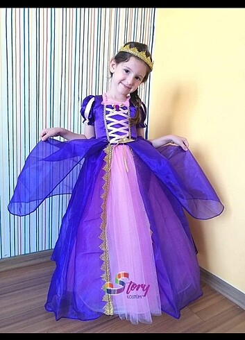 Rapunzel elbisesi