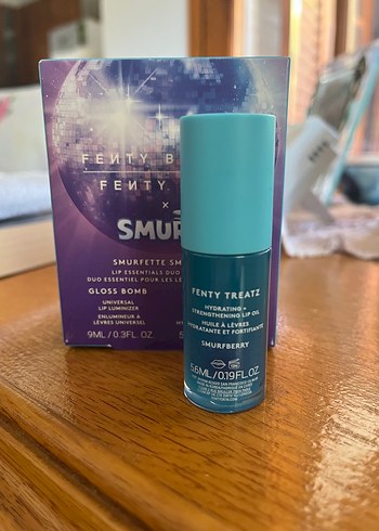  Beden Fenty Smurfberry Lip Oil Tint
