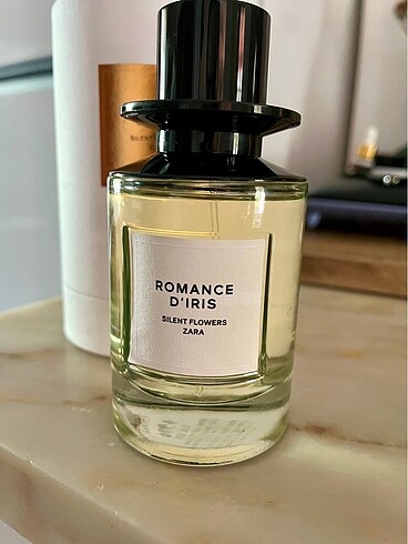 Zara Romance D'iris parfüm