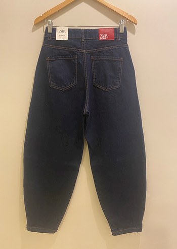 Zara ZARA Slouchy Jean