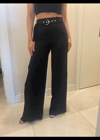 BERSHKA Siyah Kumaş Pantolon
