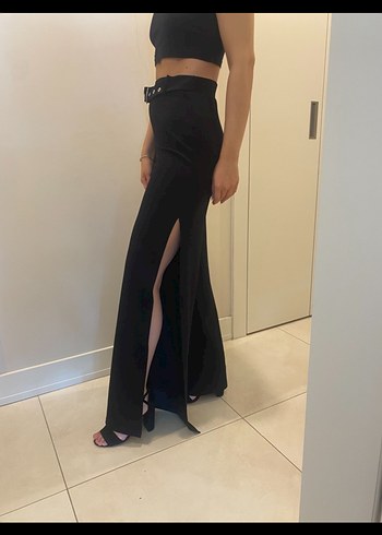 m Beden siyah Renk BERSHKA Siyah Kumaş Pantolon