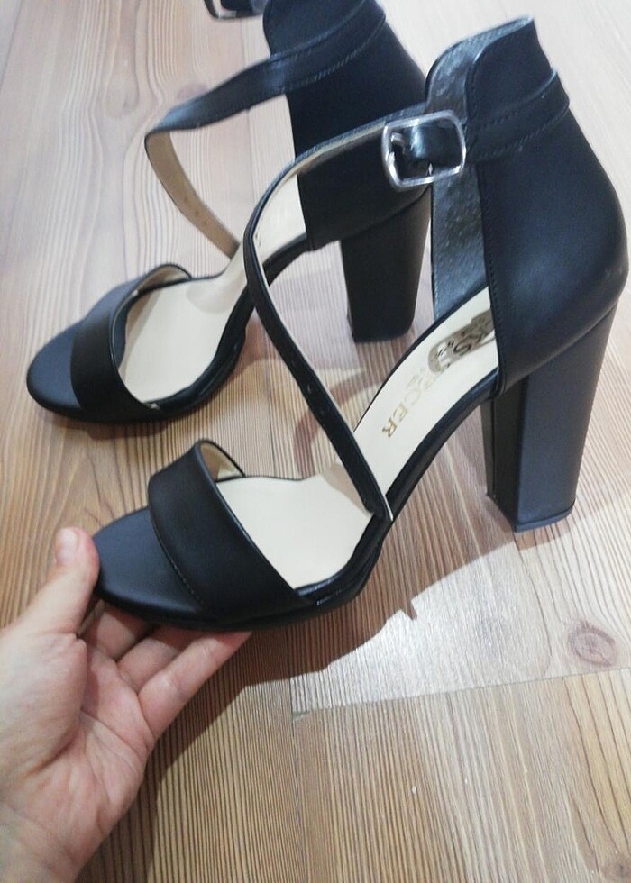 Topuklu sandalet - Görsel 5