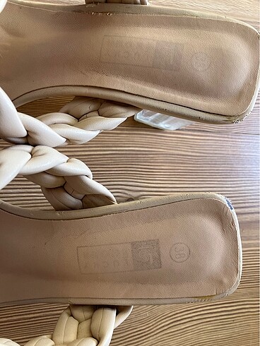 Topuklu terlik - Görsel 5