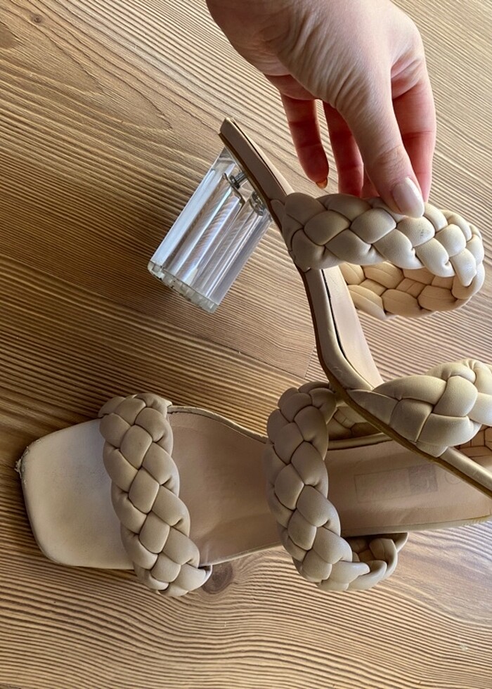 Topuklu terlik - Görsel 3